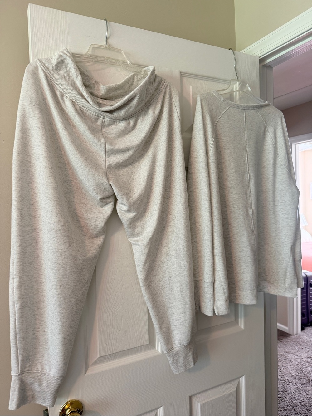 Athleta Balance Sweatshirt Jogger Set Oatmeal Heather Large L